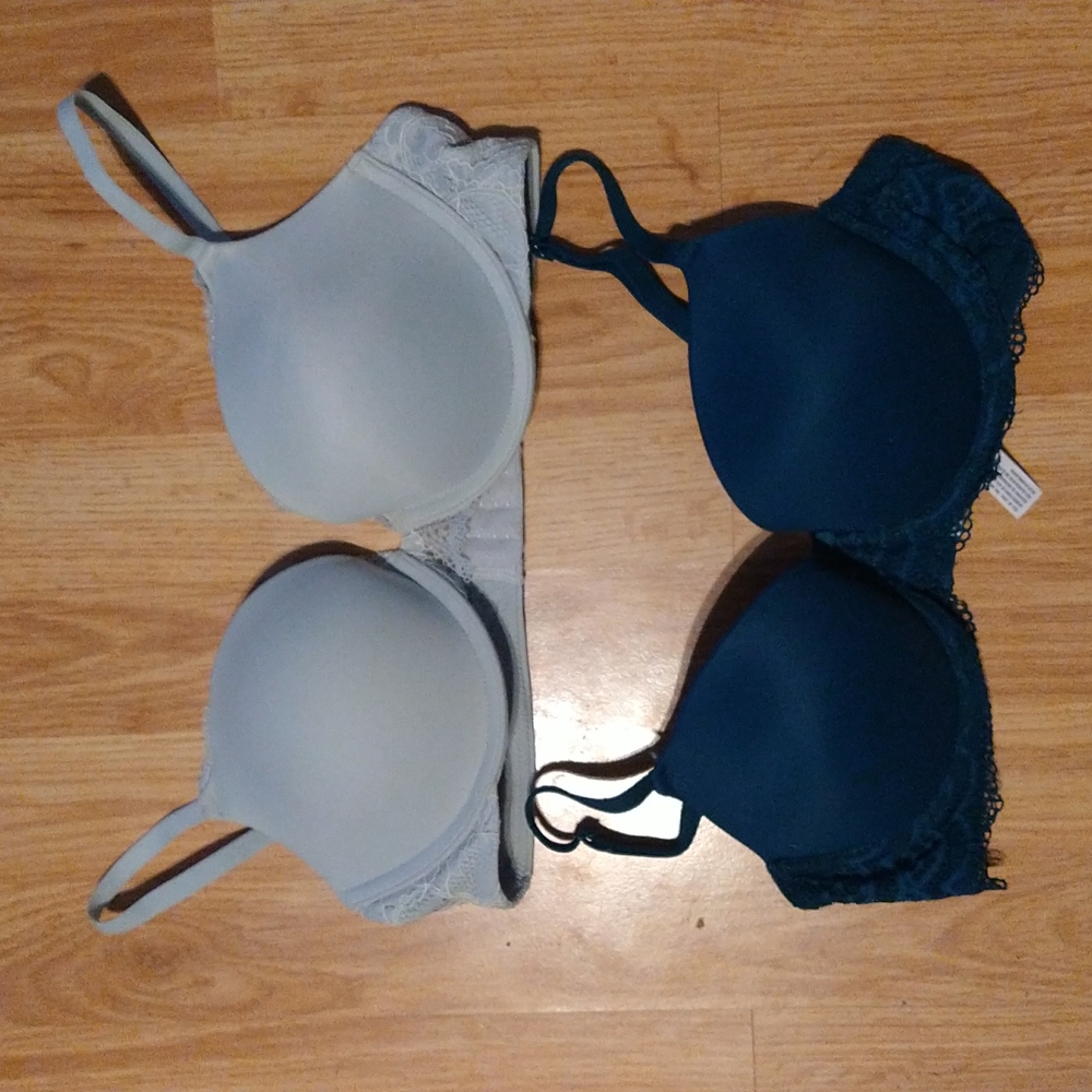 Two 34b pushup bras "Auden"